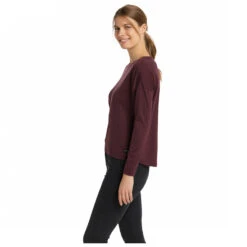 Stoic Women's Merino180 MMXX.Linköping L/S - Merinoshirt -Outdoor Produkt Geschäft stoic womens merino180 mmxxlinkoeping l s merinoshirt detail 5